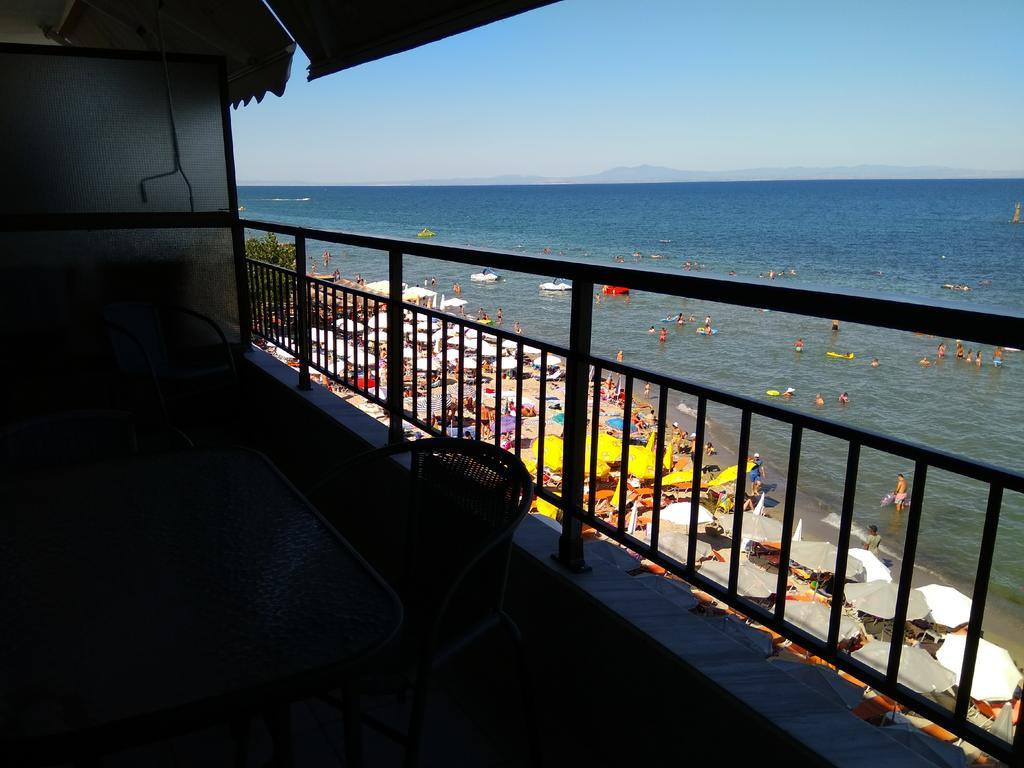 Studio Just On The Beach Paralía Dış mekan fotoğraf